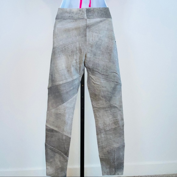 Shades of Gray Abstract Style Genuine Leather Biker Pants with Stretch Size 4 - Picture 6 of 12